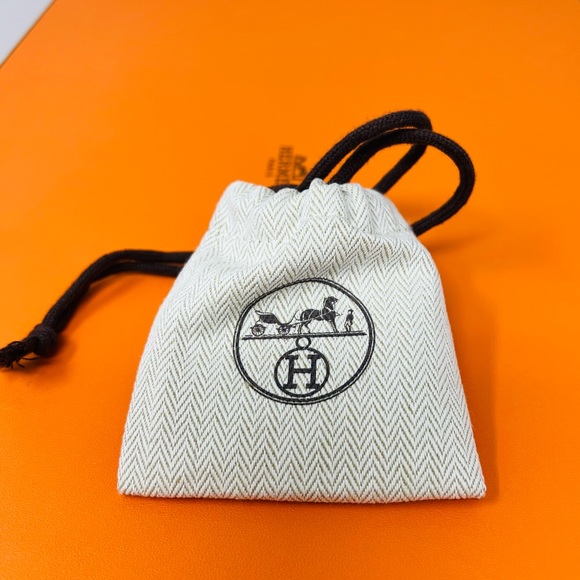 HERMES**Black Velvet Booties**EU 36; US 6**$1650 - Picture 9 of 10